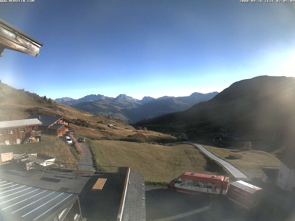 Archived image Webcam Arflina: View towards the valley