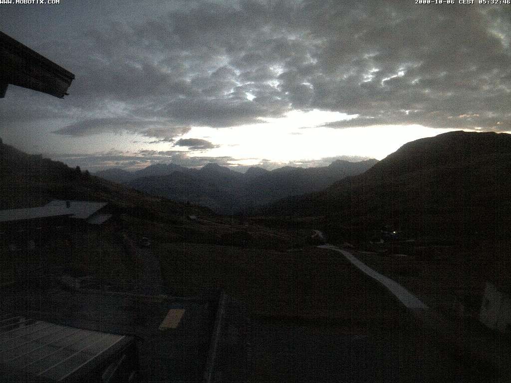 Archived image Webcam Arflina: View towards the valley