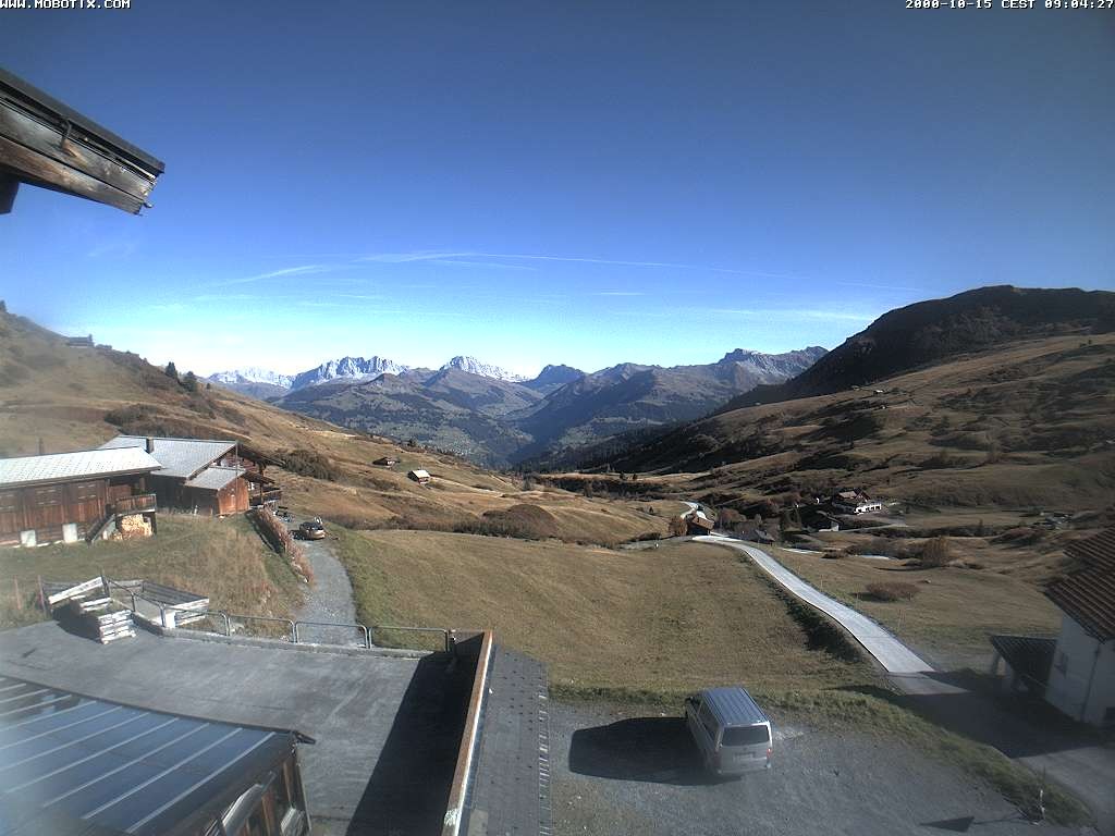 Archived image Webcam Arflina: View towards the valley