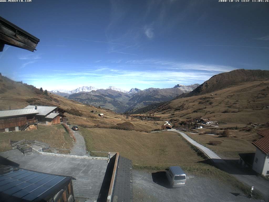 Archived image Webcam Arflina: View towards the valley