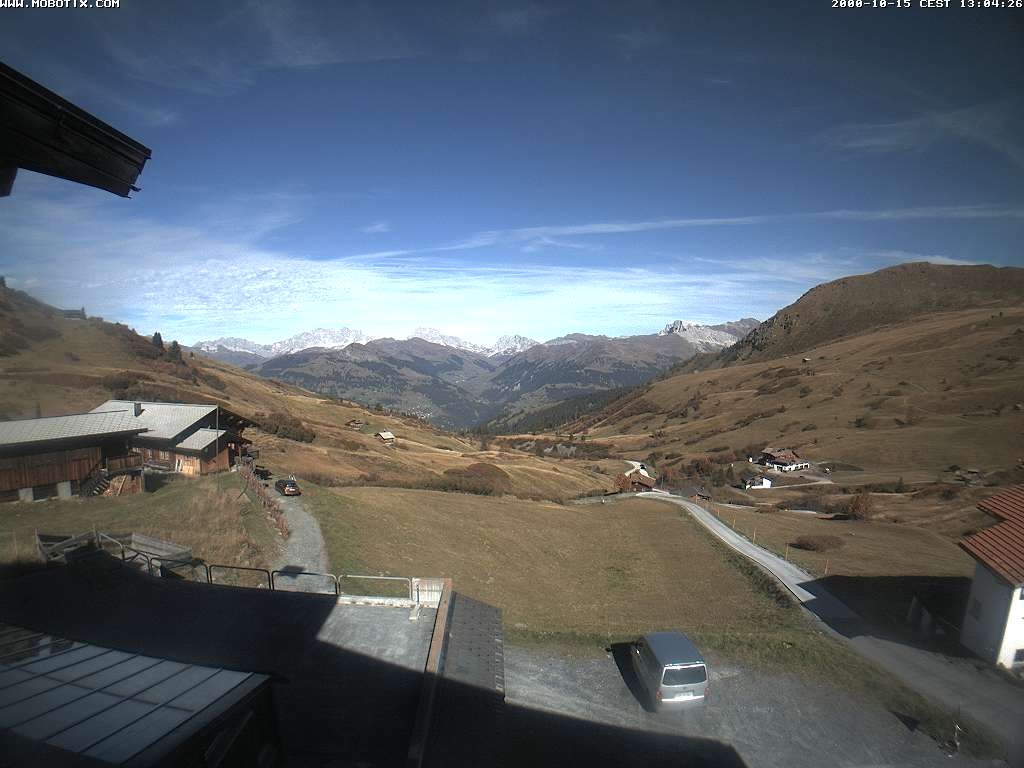Archived image Webcam Arflina: View towards the valley