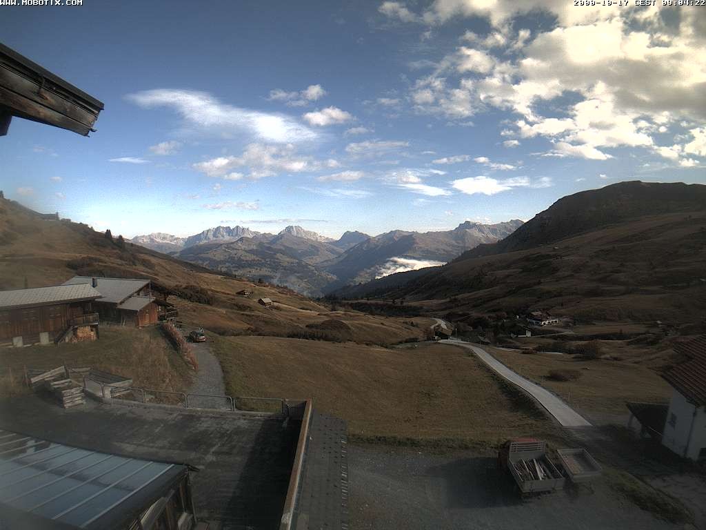 Archived image Webcam Arflina: View towards the valley