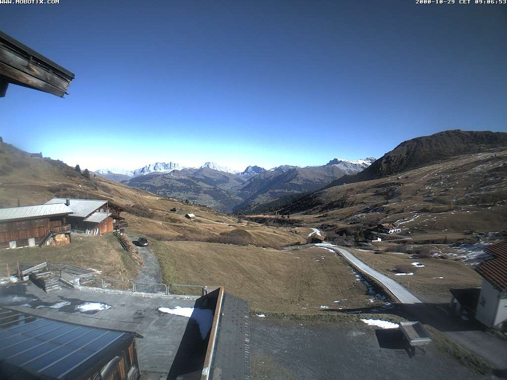 Archived image Webcam Arflina: View towards the valley