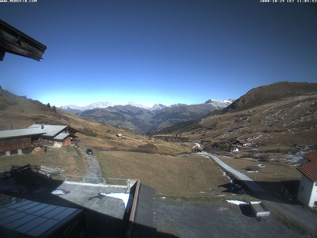 Archived image Webcam Arflina: View towards the valley