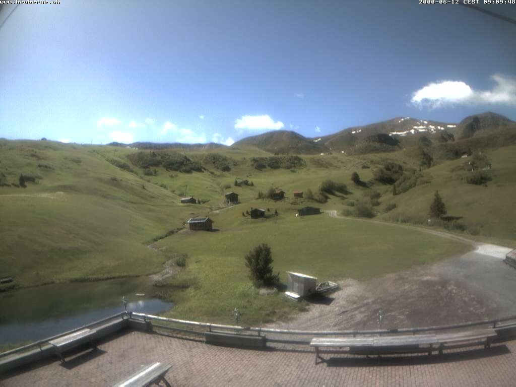 Archived image Webcam Restaurant Heuberge