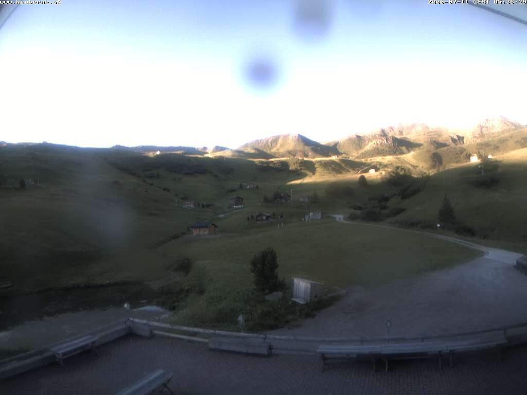 Archived image Webcam Restaurant Heuberge