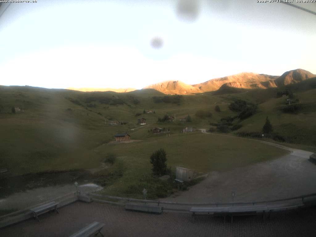 Archived image Webcam Restaurant Heuberge