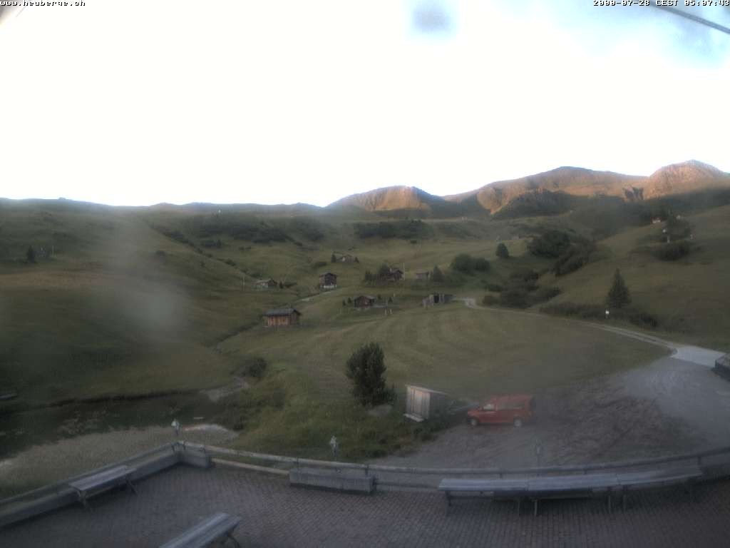 Archived image Webcam Restaurant Heuberge