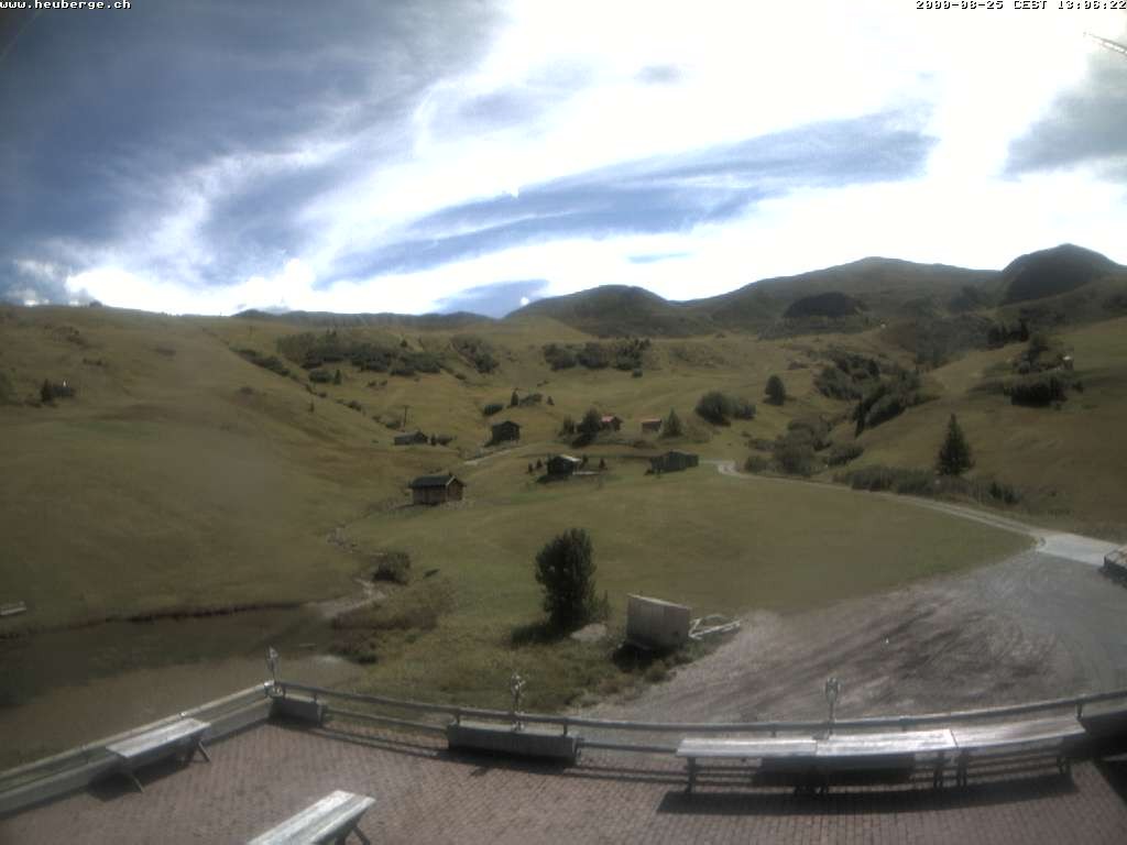 Archived image Webcam Restaurant Heuberge