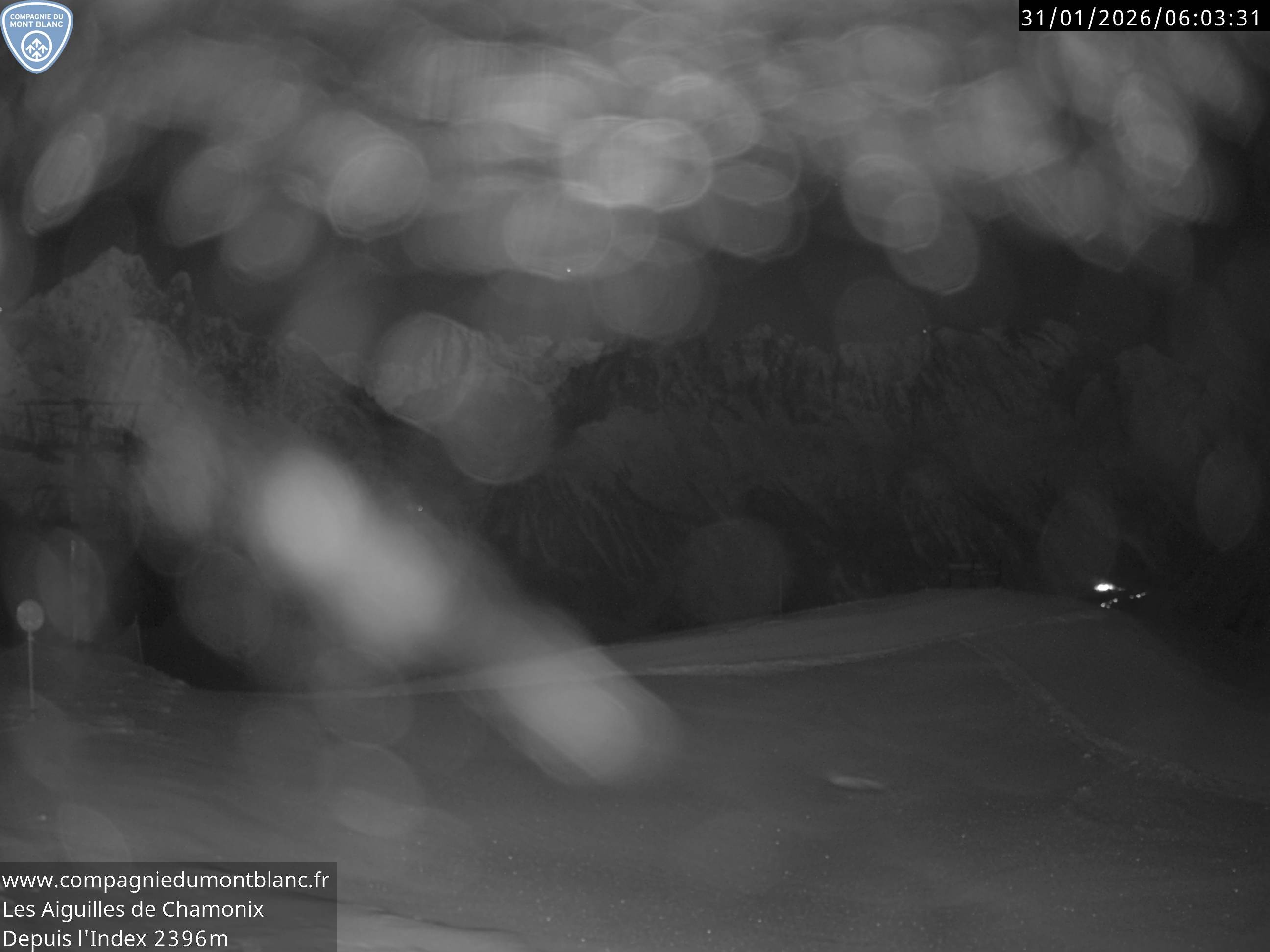 Archiv Foto Webcam Les Aiguilles de Charmonix