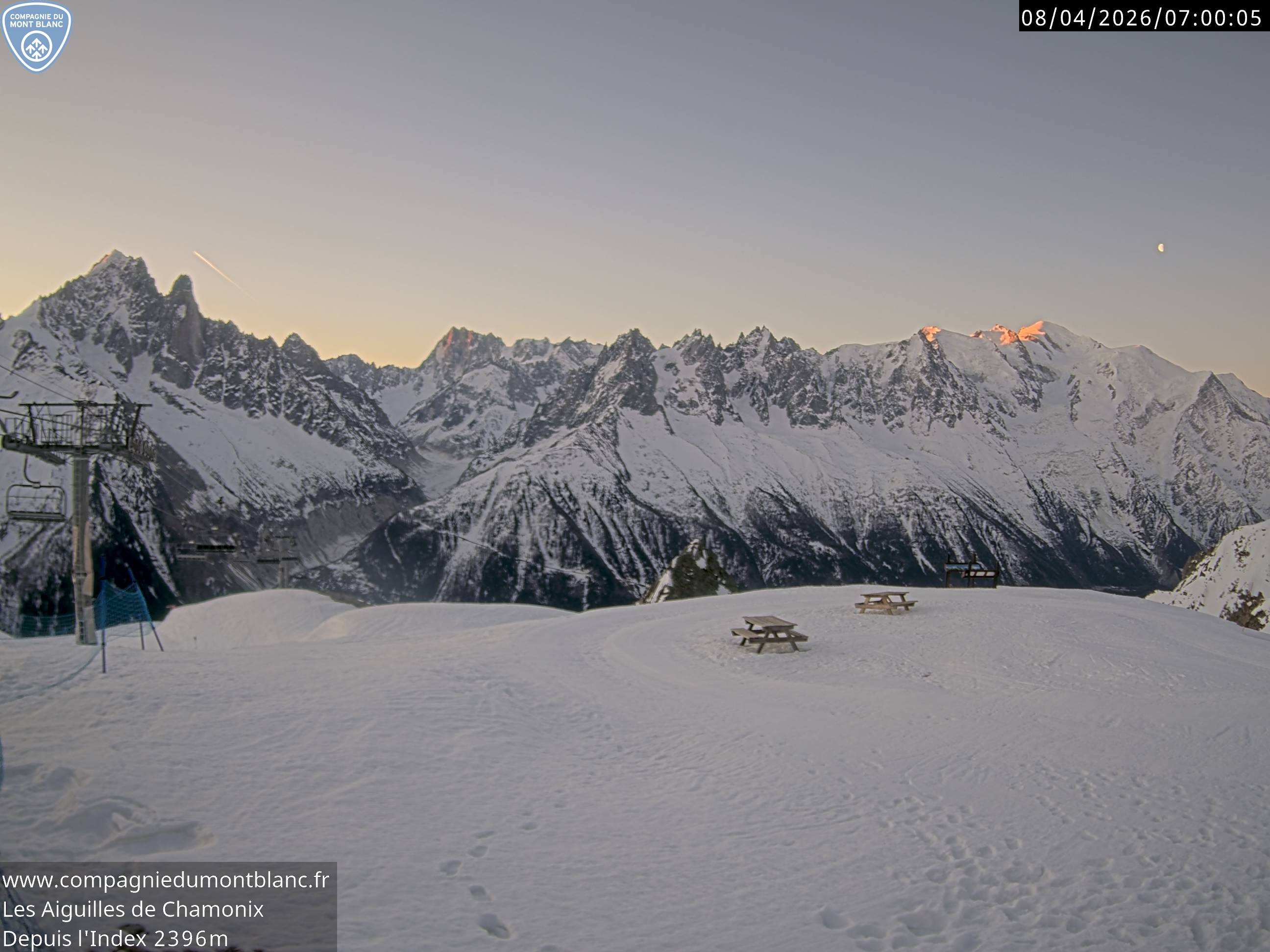 Archived image Webcam Top Station Index chair lift