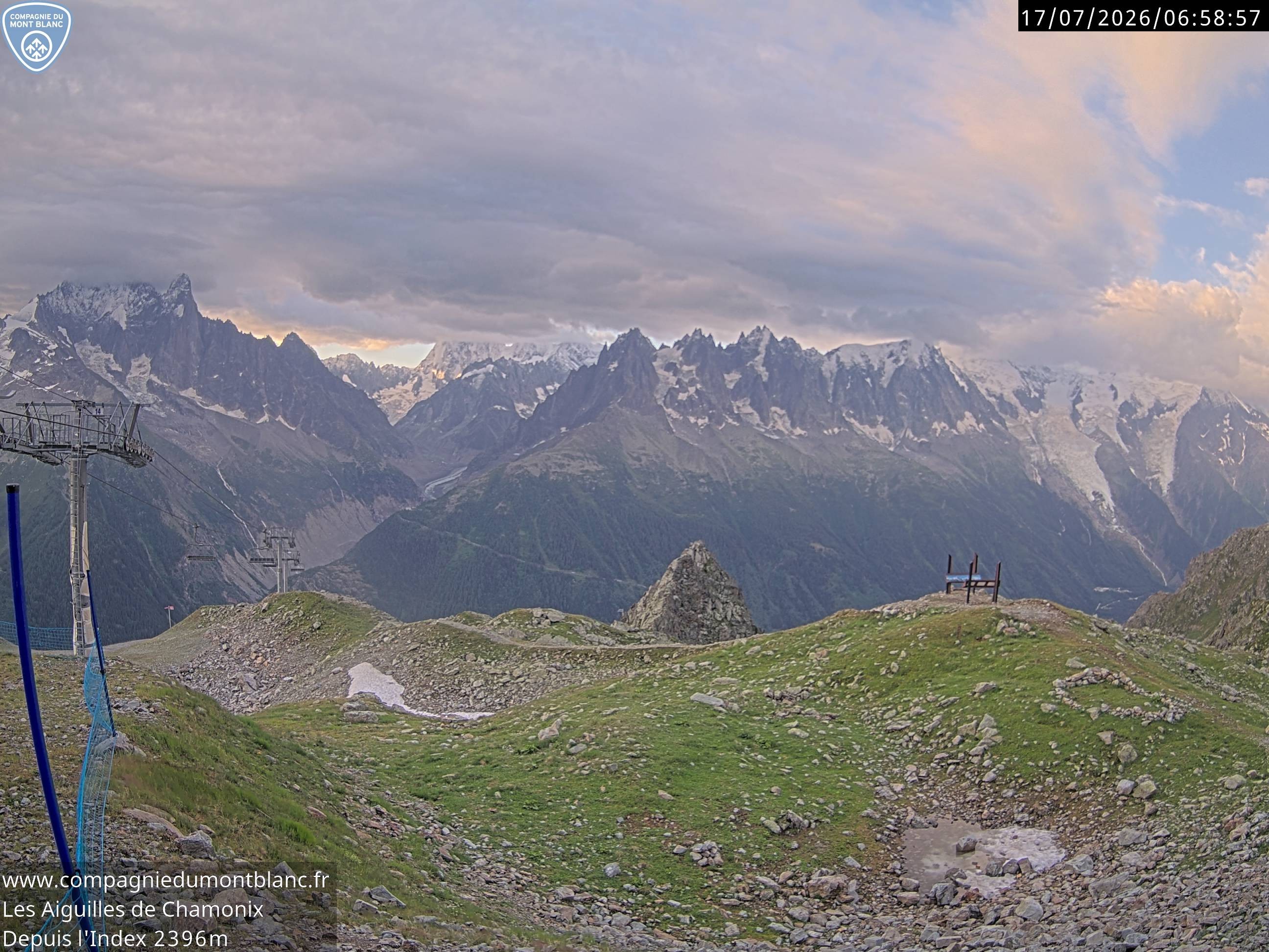 Archived image Webcam Top Station Index chair lift
