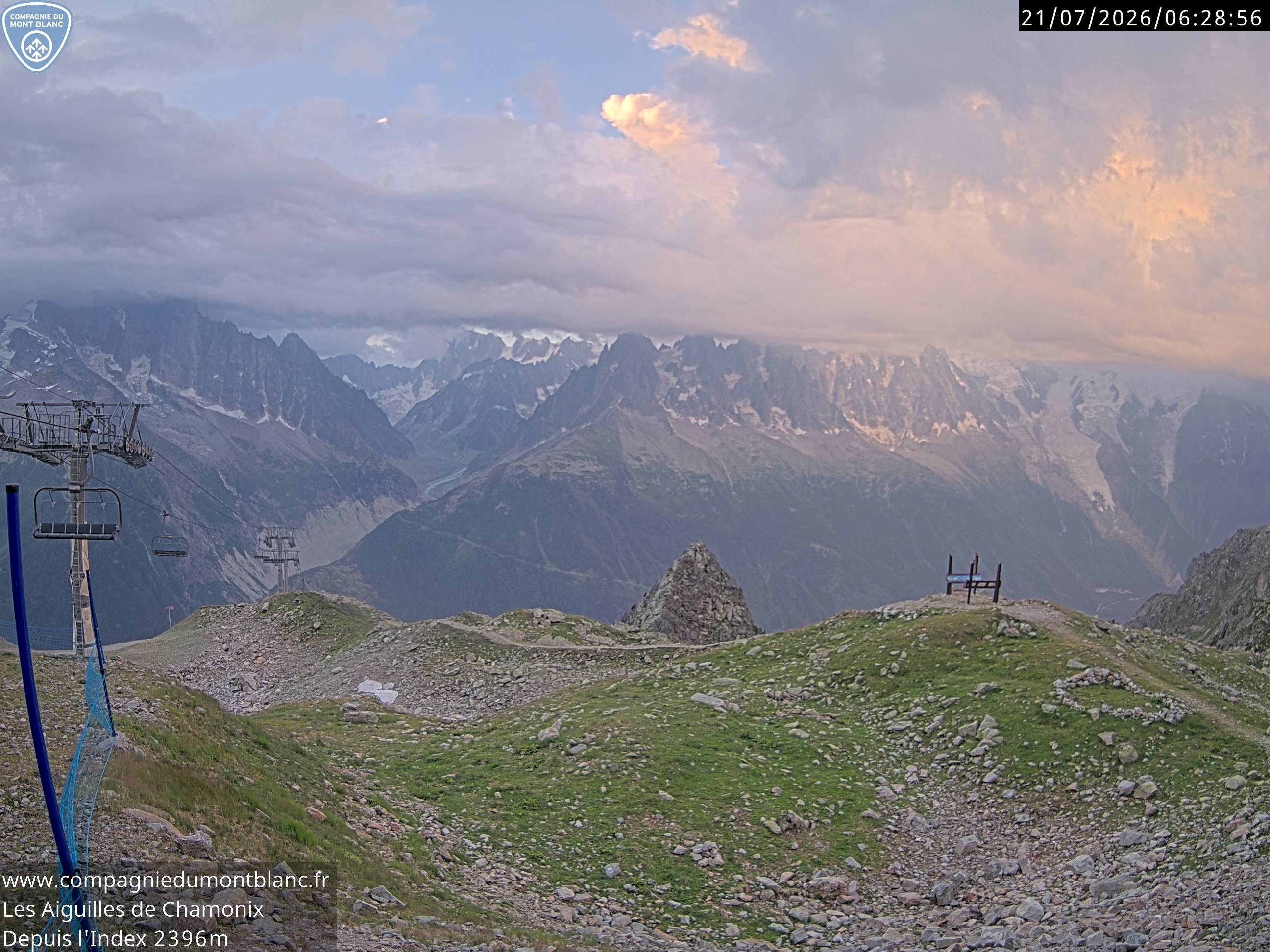 Archiv Foto Webcam Les Aiguilles de Charmonix