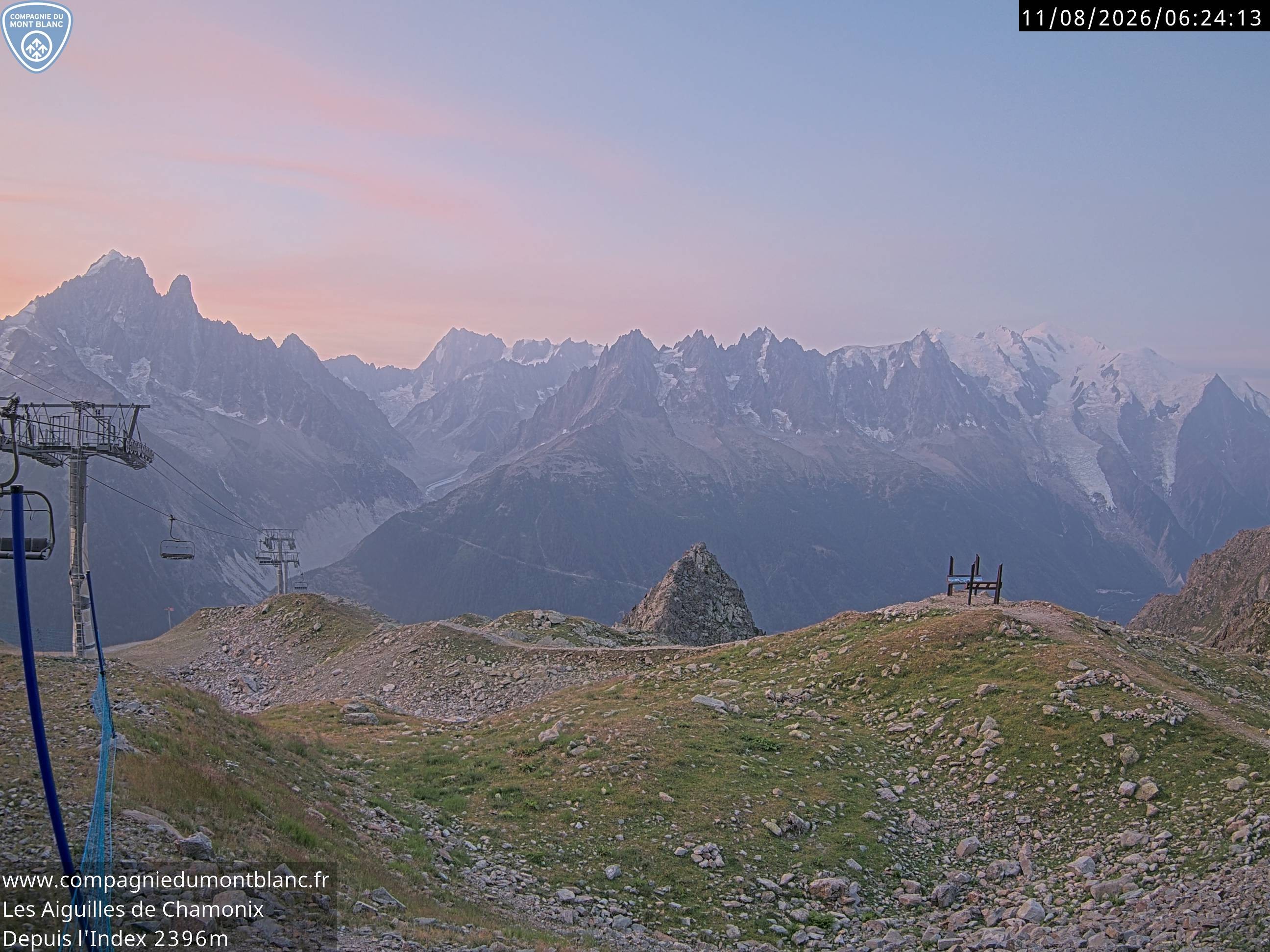 Archiv Foto Webcam Les Aiguilles de Charmonix