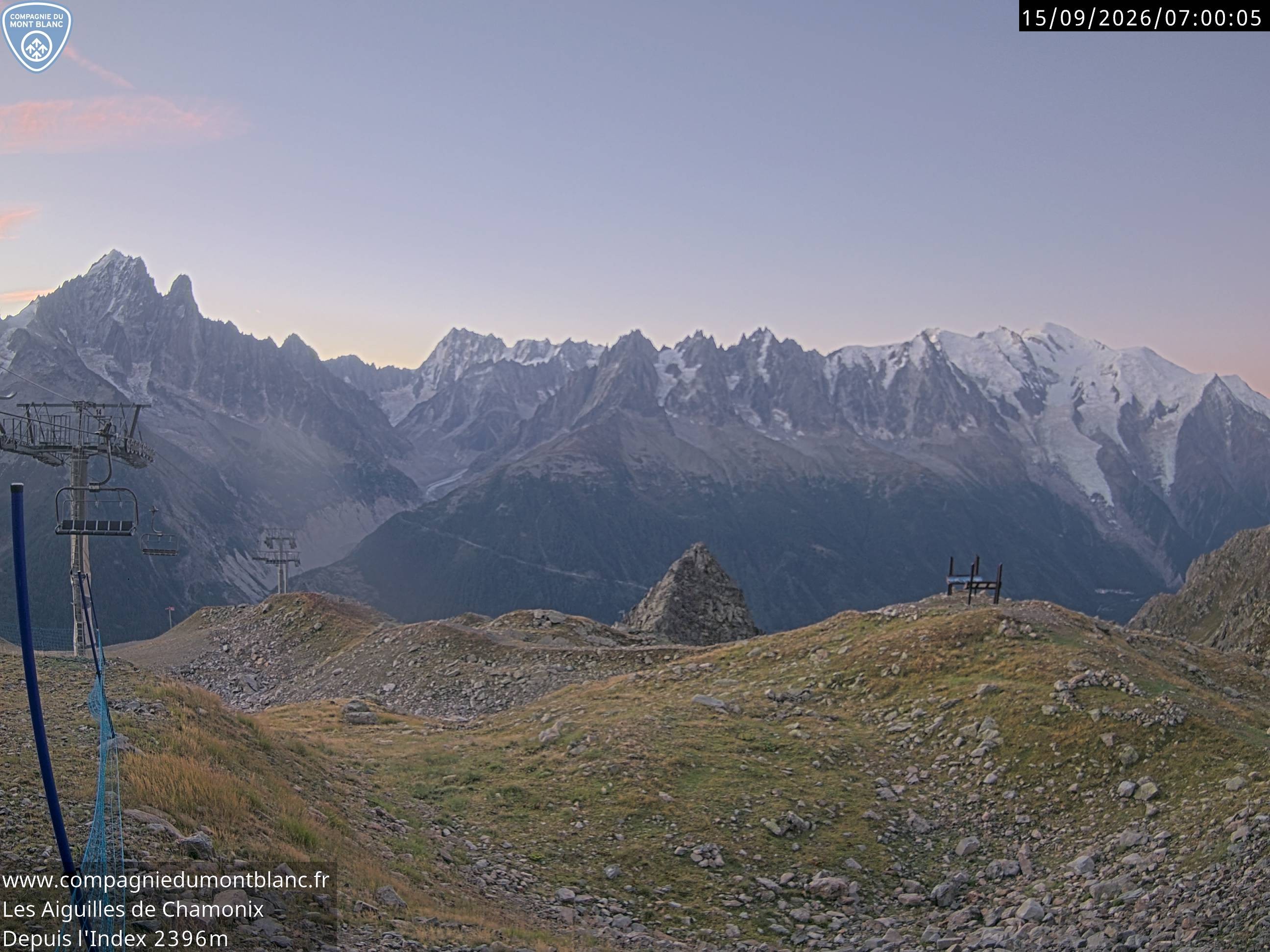 Archiv Foto Webcam Les Aiguilles de Charmonix