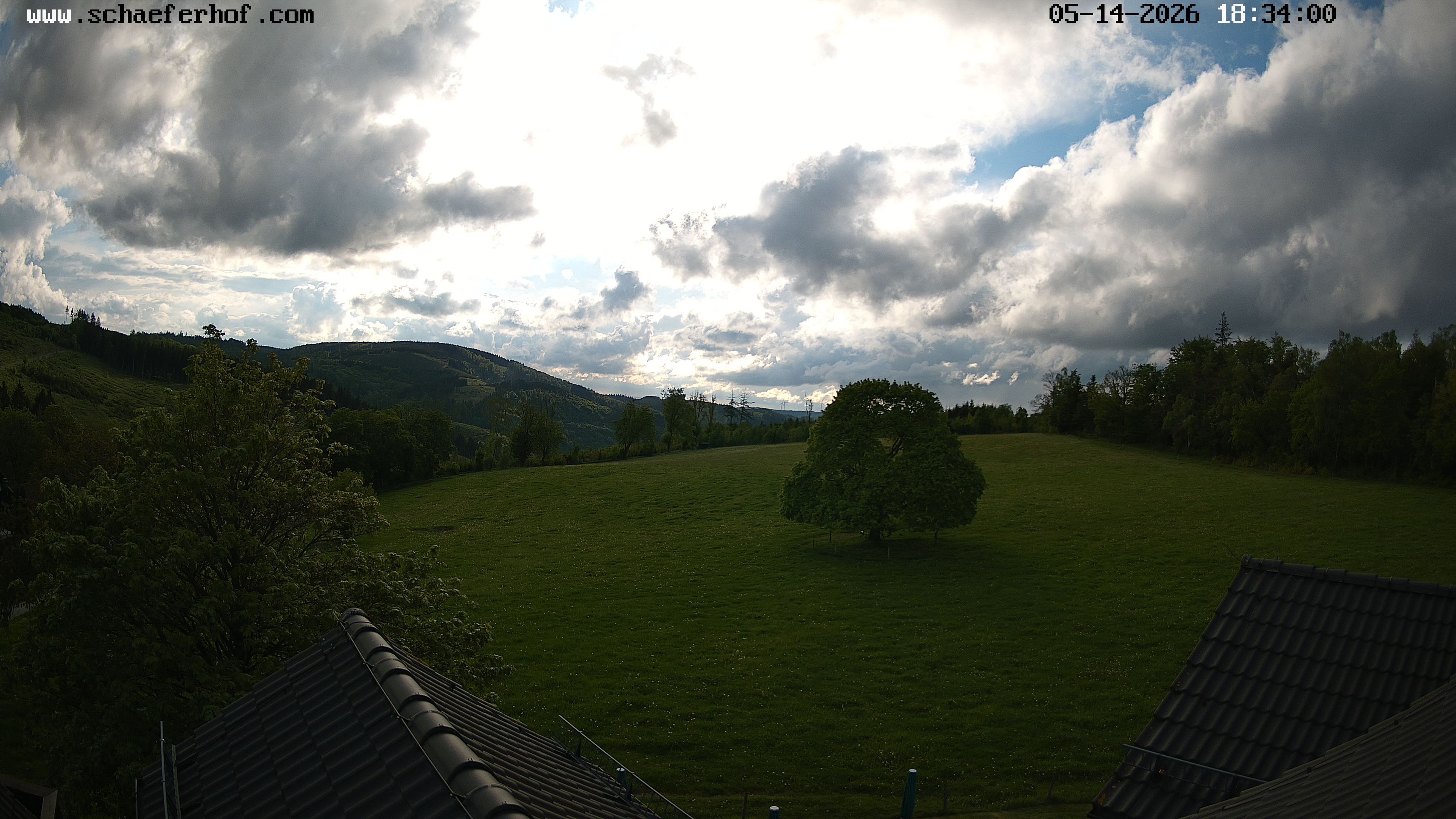 Archived image Webcam Schmallenberg: Hotel Schäferhof