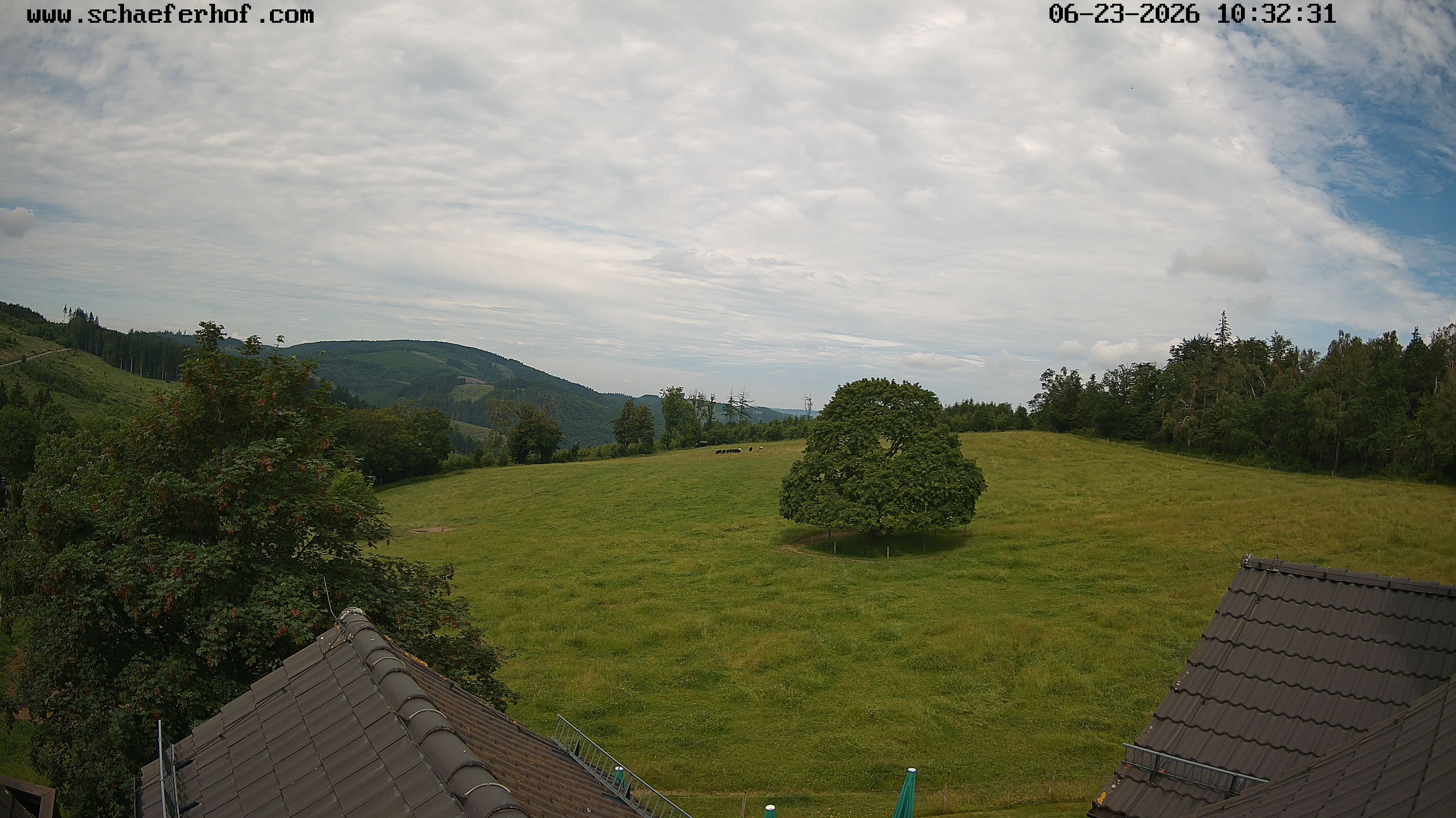 Archived image Webcam Schmallenberg: Hotel Schäferhof