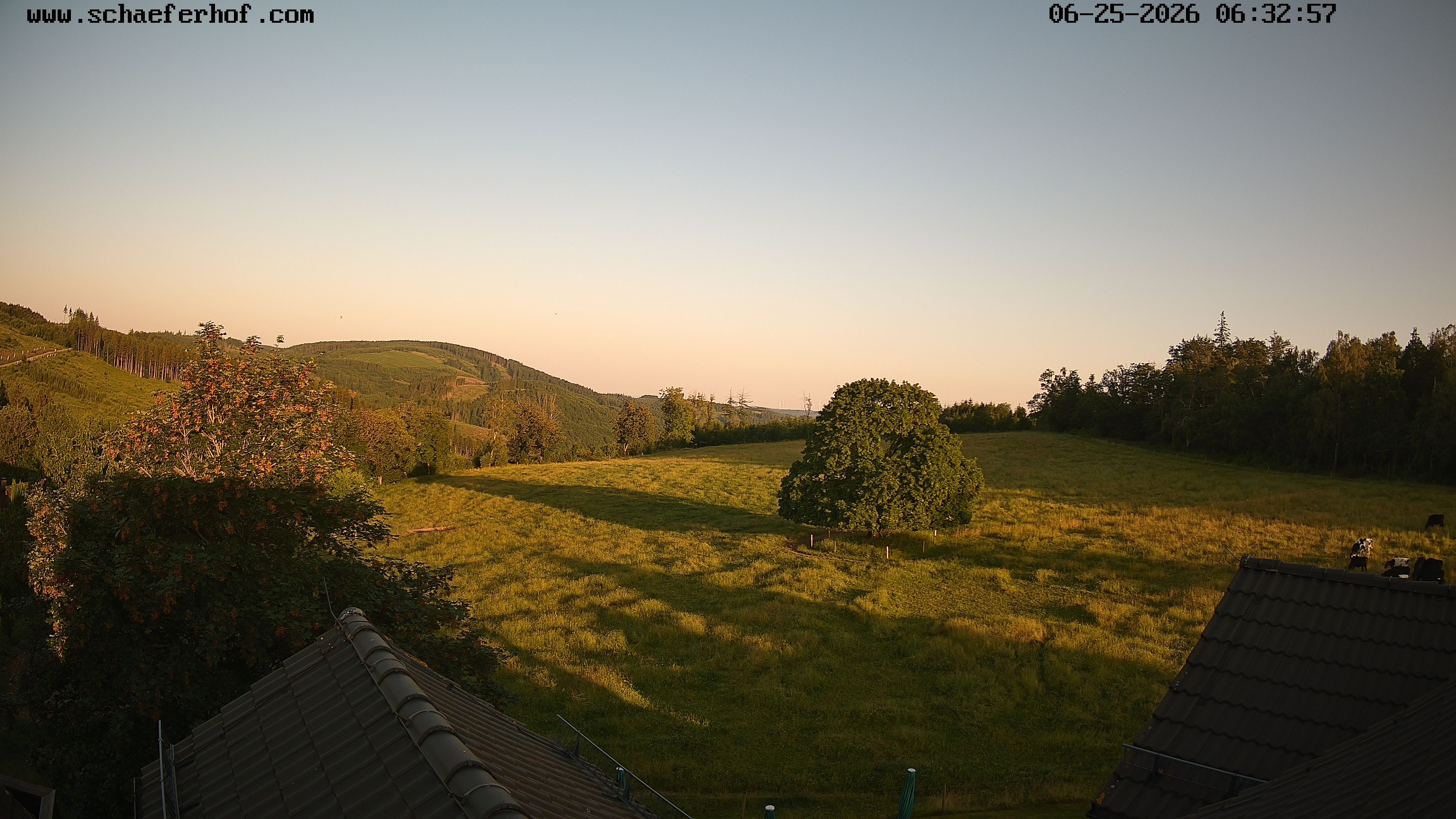 Archived image Webcam Schmallenberg: Hotel Schäferhof