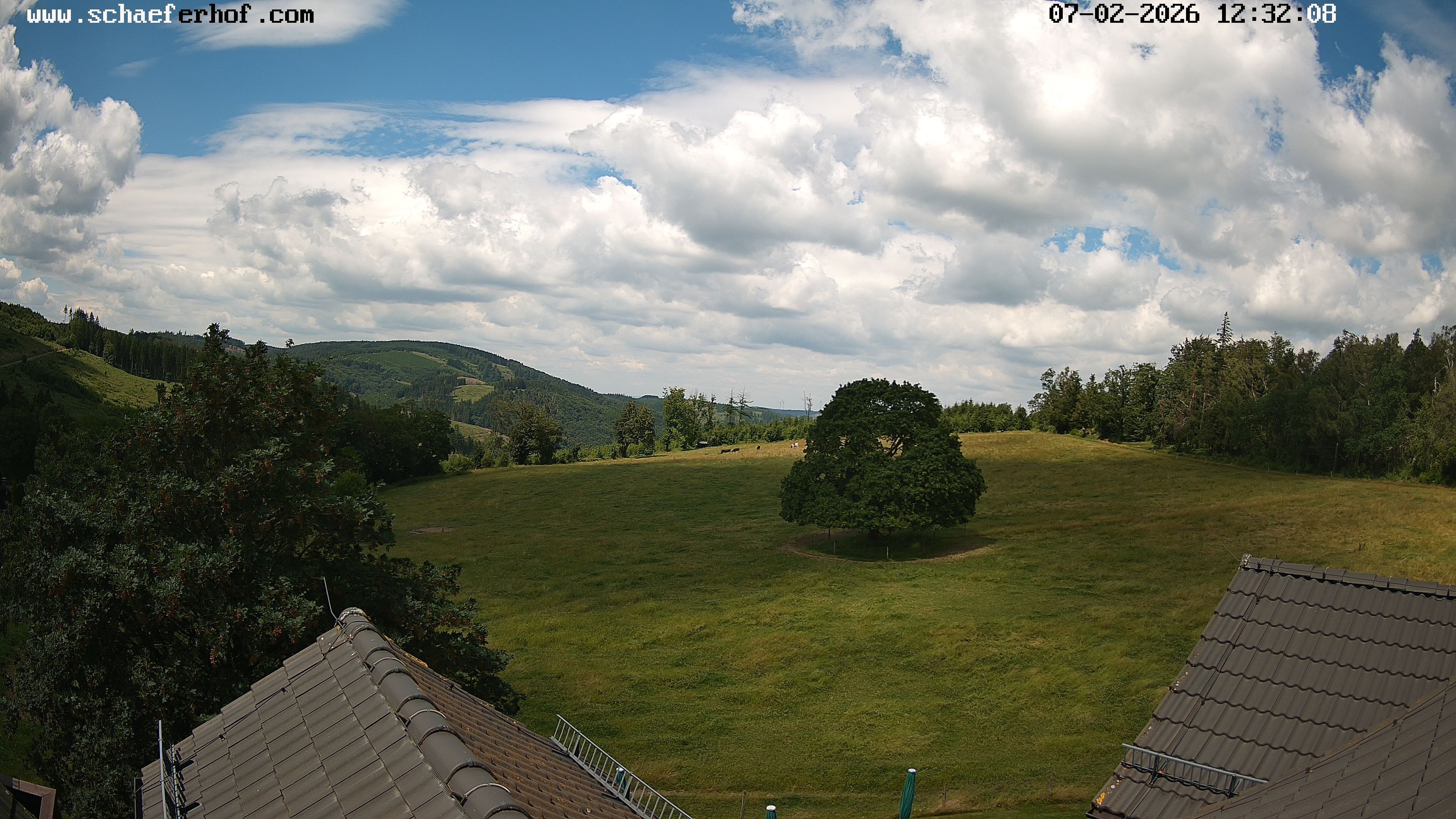 Archived image Webcam Schmallenberg: Hotel Schäferhof