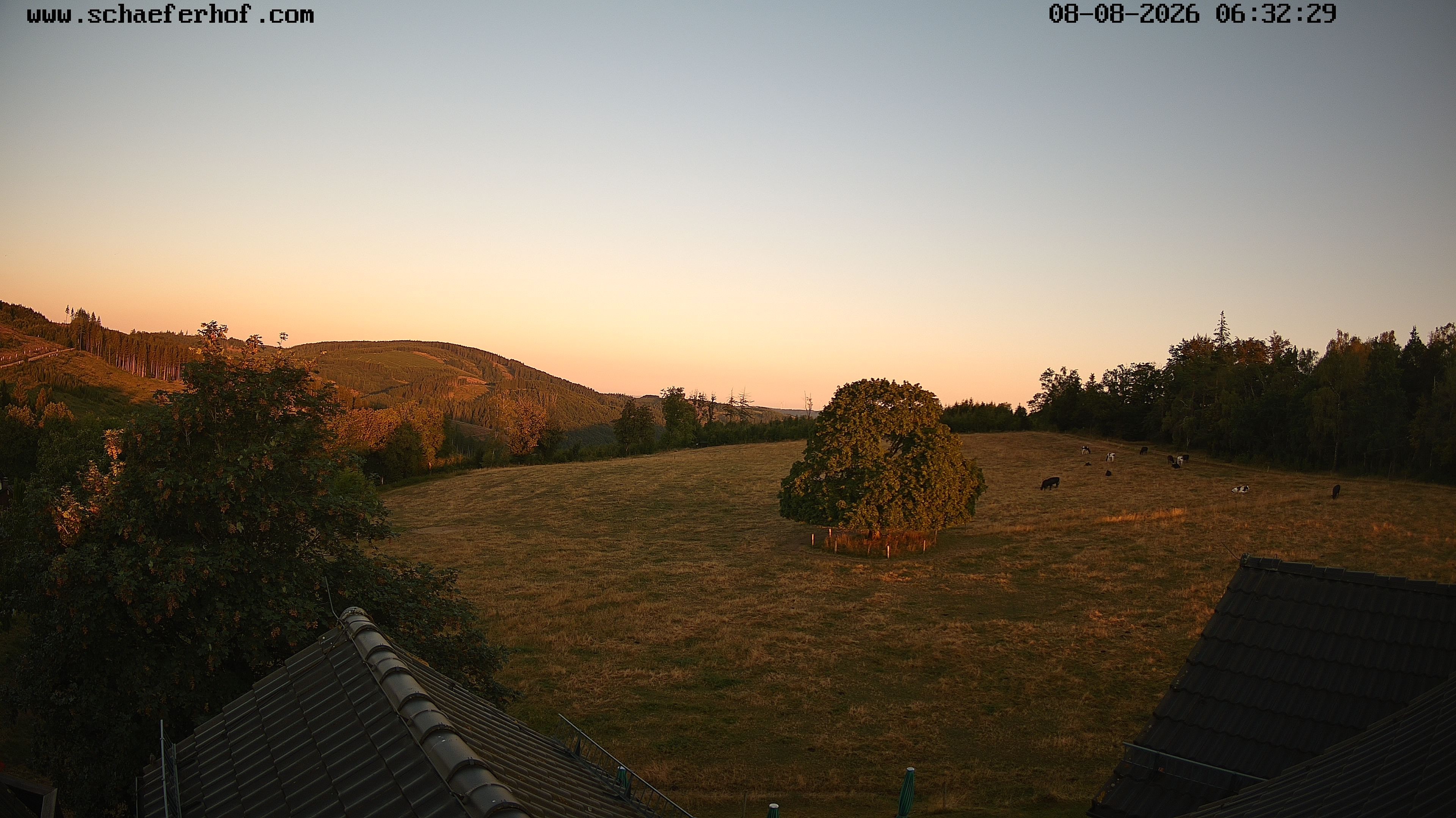 Archived image Webcam Schmallenberg: Hotel Schäferhof