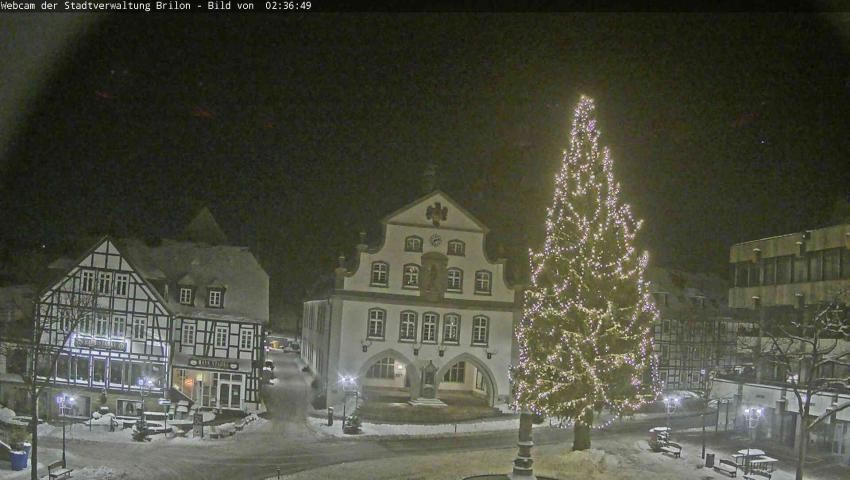 Archiv Foto Webcam Rathaus und Marktplatz Brilon