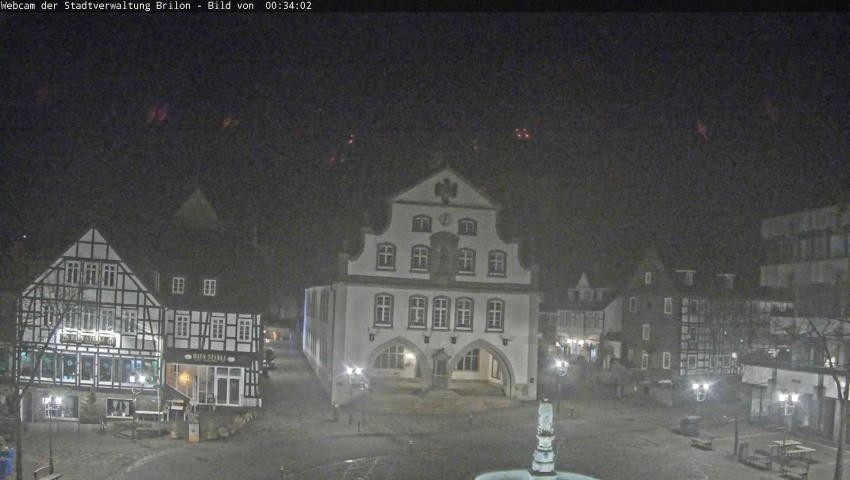 Archiv Foto Webcam Rathaus und Marktplatz Brilon