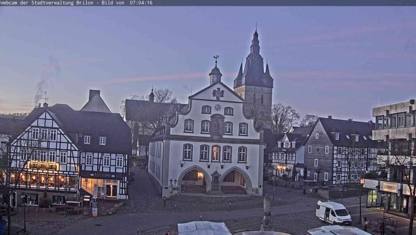 Archiv Foto Webcam Rathaus und Marktplatz Brilon