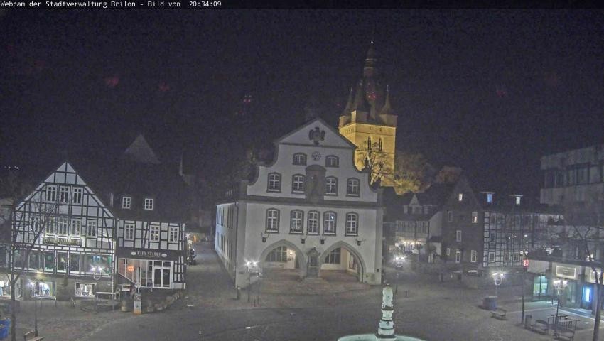 Archiv Foto Webcam Rathaus und Marktplatz Brilon