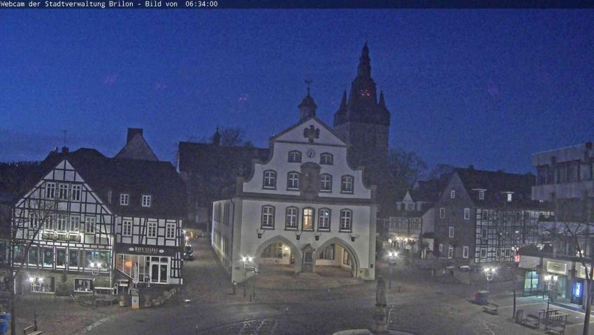 Archiv Foto Webcam Rathaus und Marktplatz Brilon