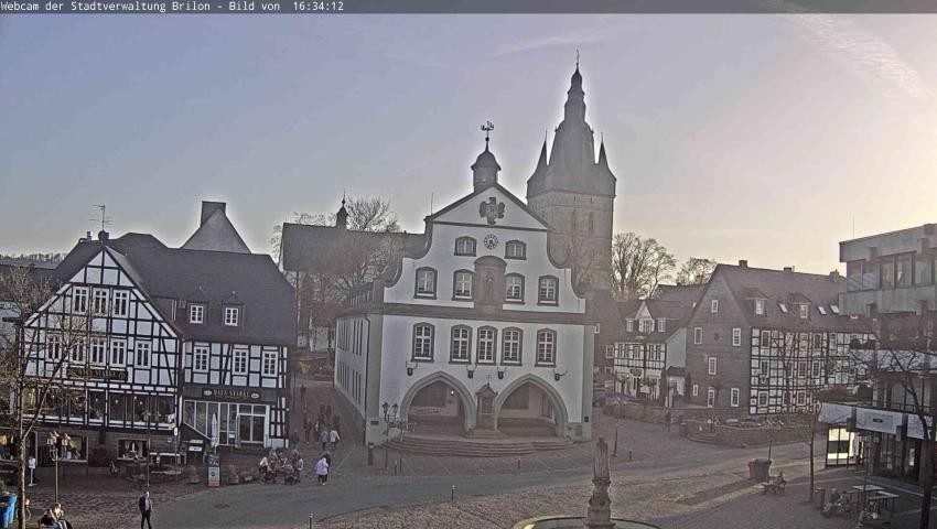 Archiv Foto Webcam Rathaus und Marktplatz Brilon