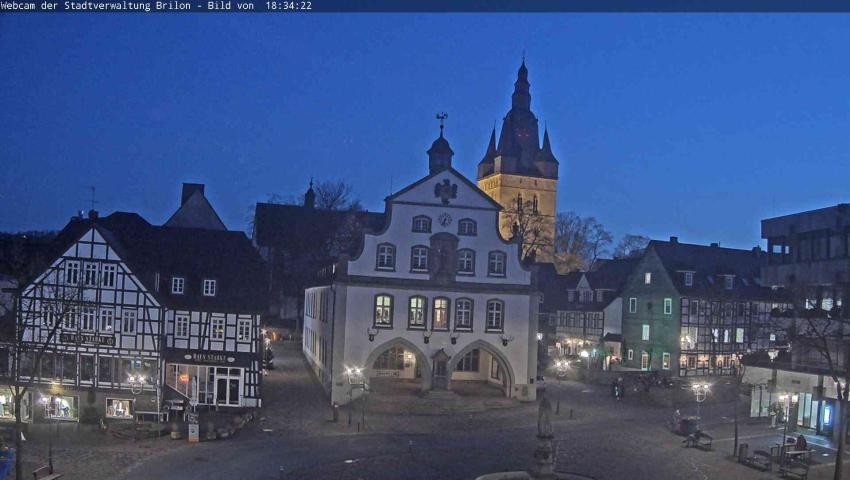 Archiv Foto Webcam Rathaus und Marktplatz Brilon