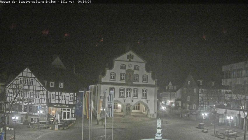 Archiv Foto Webcam Rathaus und Marktplatz Brilon