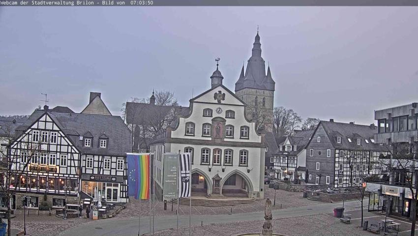 Archiv Foto Webcam Rathaus und Marktplatz Brilon