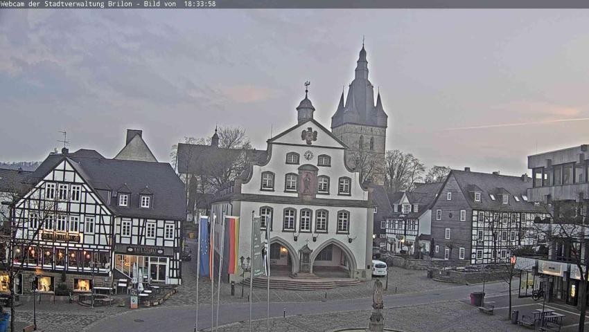 Archiv Foto Webcam Rathaus und Marktplatz Brilon