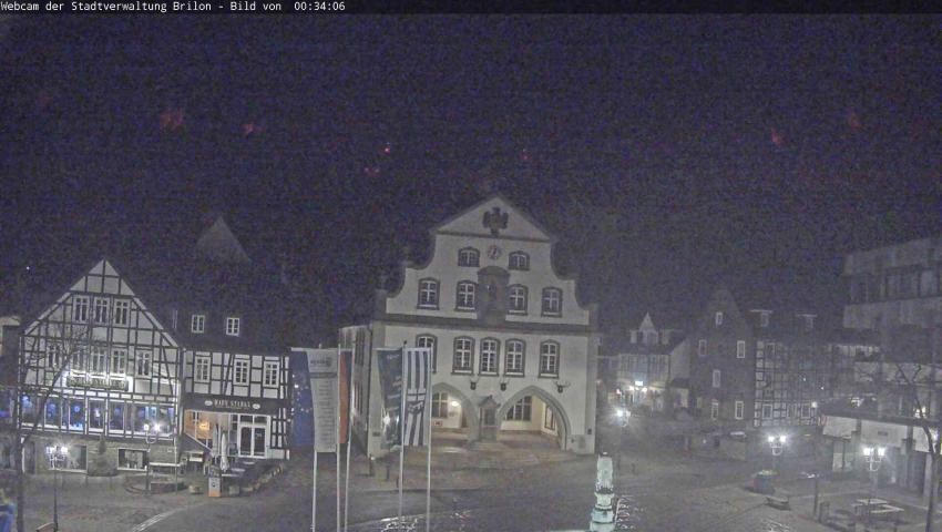 Archiv Foto Webcam Rathaus und Marktplatz Brilon