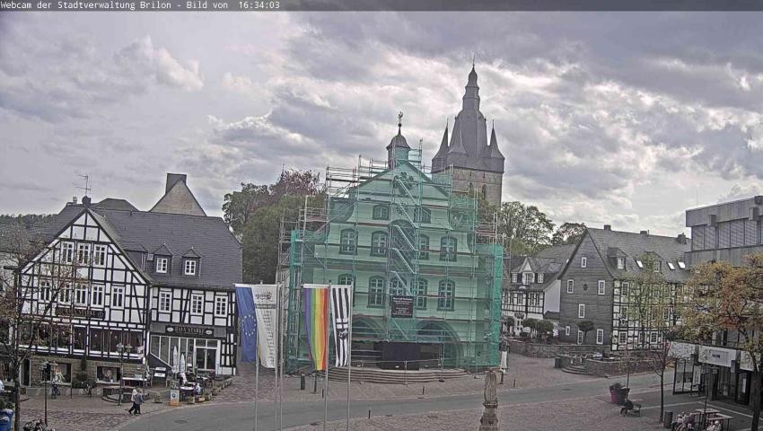 Archiv Foto Webcam Rathaus und Marktplatz Brilon