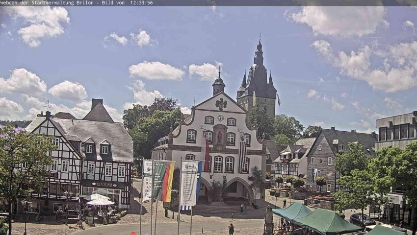 Archiv Foto Webcam Rathaus und Marktplatz Brilon