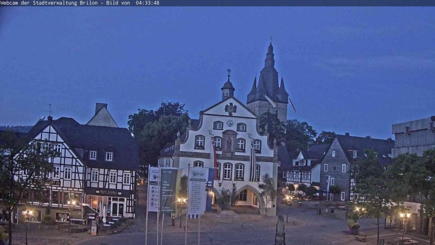 Archiv Foto Webcam Rathaus und Marktplatz Brilon