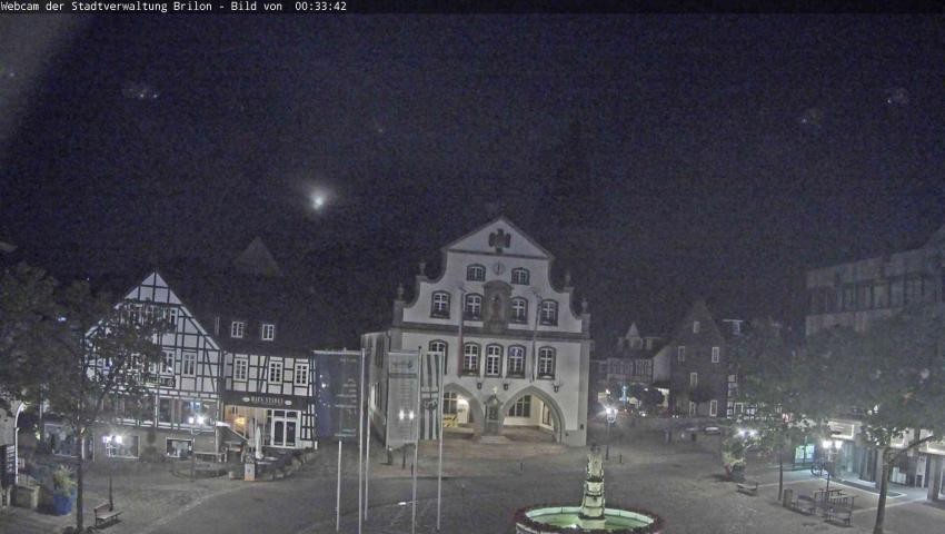 Archiv Foto Webcam Rathaus und Marktplatz Brilon