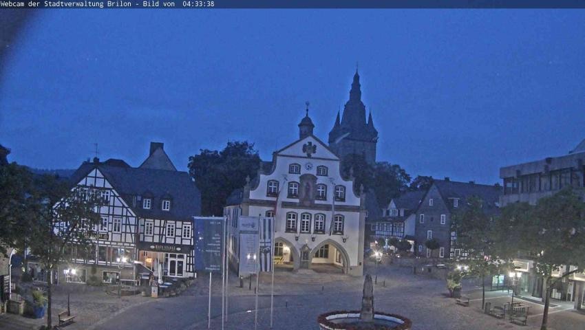 Archiv Foto Webcam Rathaus und Marktplatz Brilon