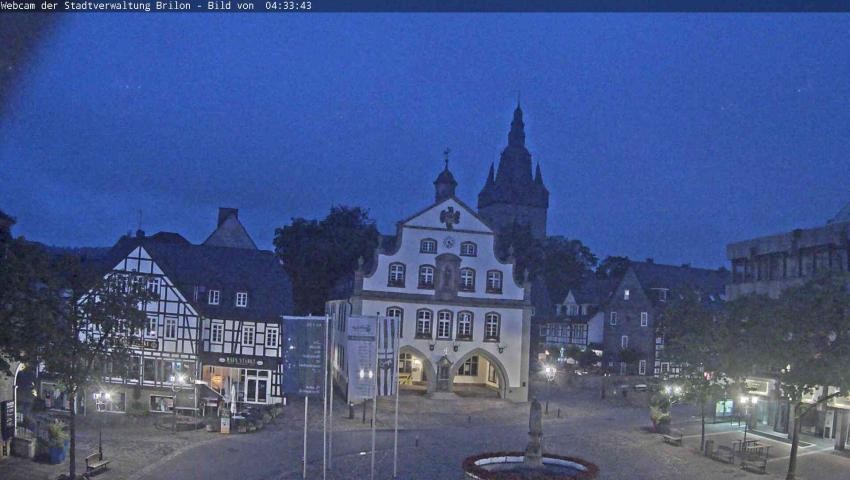 Archiv Foto Webcam Rathaus und Marktplatz Brilon