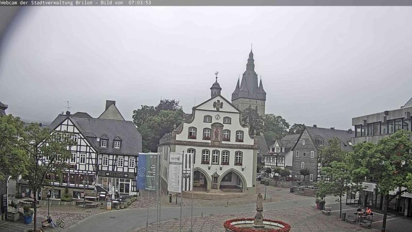 Archiv Foto Webcam Rathaus und Marktplatz Brilon