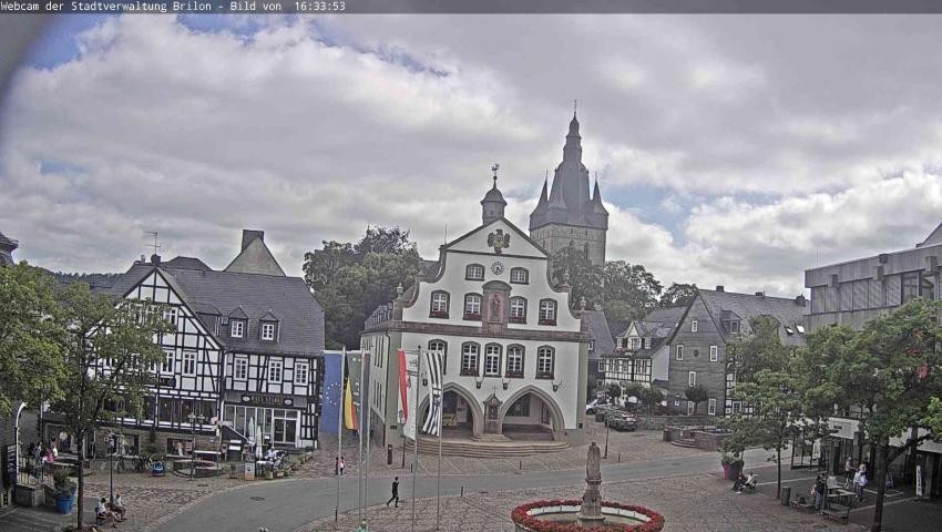 Archiv Foto Webcam Rathaus und Marktplatz Brilon