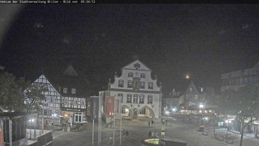 Archiv Foto Webcam Rathaus und Marktplatz Brilon