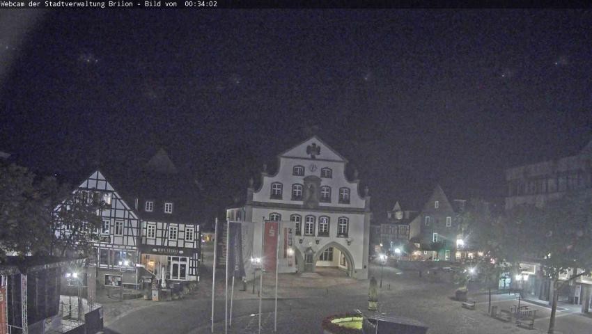 Archiv Foto Webcam Rathaus und Marktplatz Brilon
