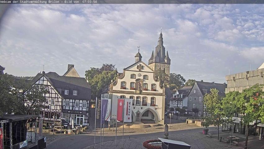 Archiv Foto Webcam Rathaus und Marktplatz Brilon