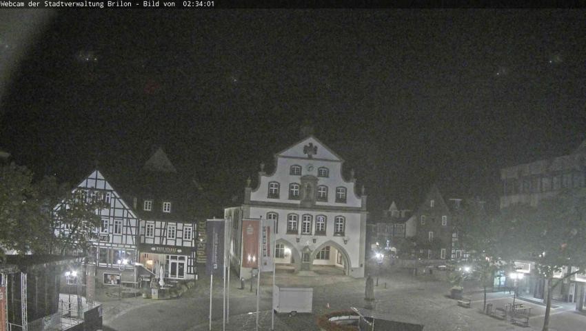 Archiv Foto Webcam Rathaus und Marktplatz Brilon