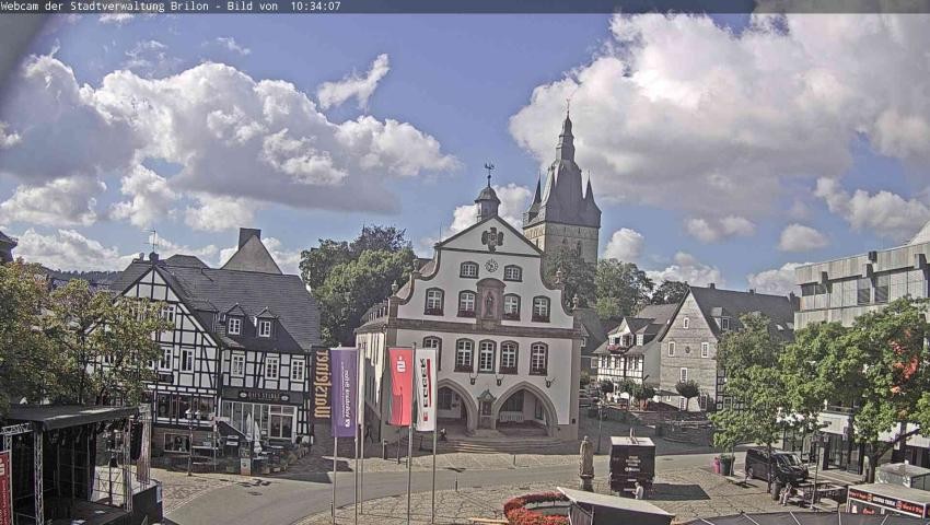 Archiv Foto Webcam Rathaus und Marktplatz Brilon