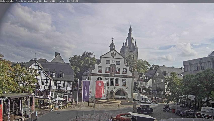 Archiv Foto Webcam Rathaus und Marktplatz Brilon