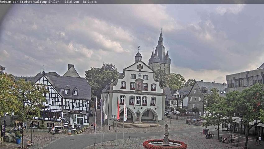 Archiv Foto Webcam Rathaus und Marktplatz Brilon